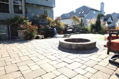 Unilock Paver Patio With Colored Border Traditional Courtyard