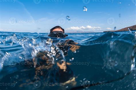 Beaytiful Latina Diver On Sea Surface 20224569 Stock Photo At Vecteezy