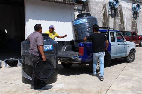 Ayuntamiento De Jojutla Realiz La Quinta Entrega De Tinacos A Bajo