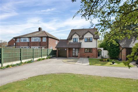 3 Bedroom Detached House For Sale In Mansfield