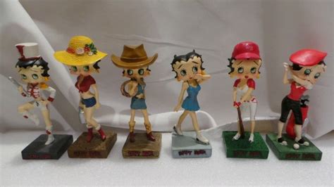 Bonecas Betty Boop Complete Sua Cole O Modelos Dispon Veis Conforme