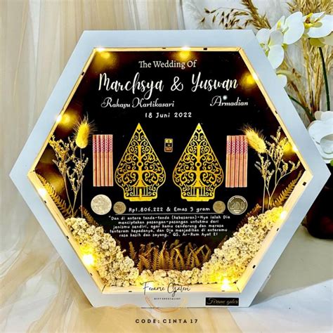 Jual Mahar Pernikahan Bingkai Hexagonal Desain Rustic Gunungan Wayang