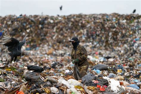 El Basurero A Cielo Abierto Más Grande De Brasil 16042019