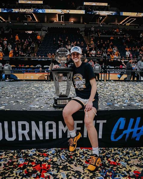 Caitlin Clark Height: How Tall is Caitlin Clark and Her Impressive ...