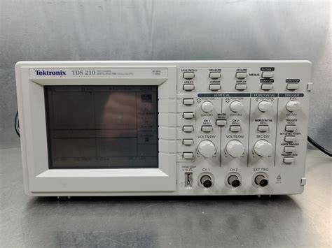 TEKTRONIX TDS 210 Two Channel Digital Real Time 60MHz Oscilloscope 5D