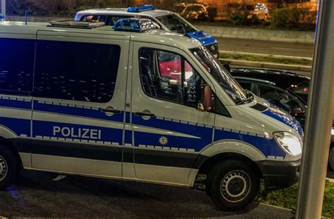 Mannheim 15 Jährige vergewaltigt Polizei sucht Täter Baden Württemberg