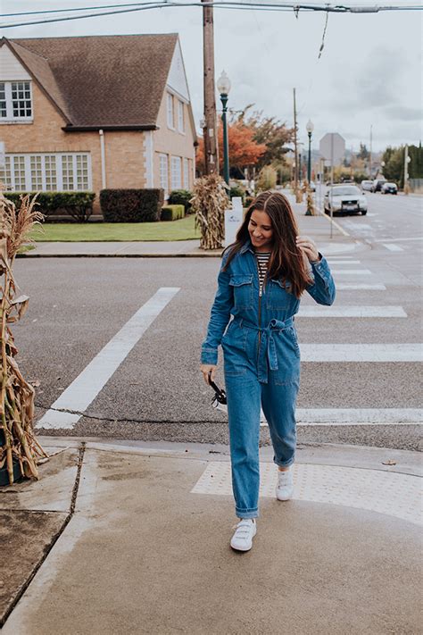 Arriba 60 Imagen Jumpsuit Outfit With Sneakers Abzlocal Mx