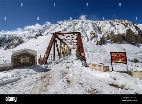 Winter Drive To Beautiful Lonely Snow Planet In Spiti Valley