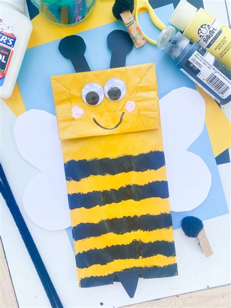 20 FUN Bug Crafts for Preschoolers (2026) - ABCDee Learning