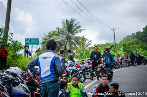 Touring Gabungan Yamaha R15 Jatim Ke Pantai Soge Pacitan Dihadiri 200