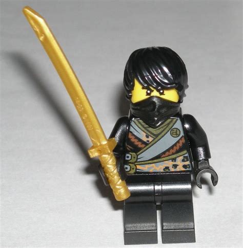 Lego Ninjago Cole Rebooted Minifigure With Gold Katana Sword Weapon