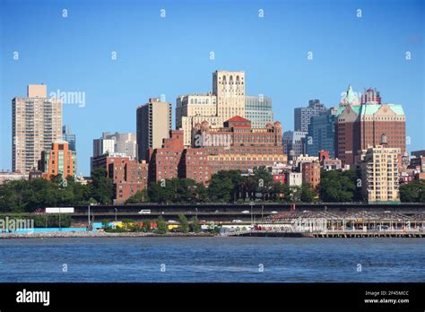 Brooklyn skyline. New York City landmarks. New York architecture Stock ...