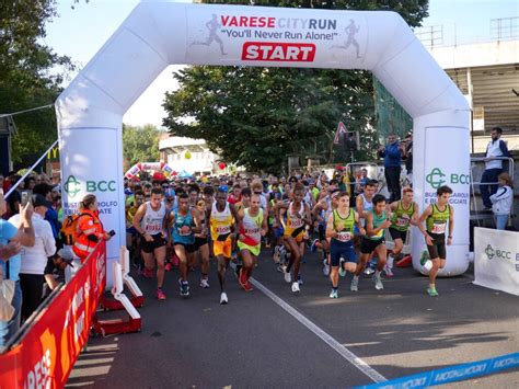 Tutti Di Corsa Per La Varese City Run Varesenews Foto