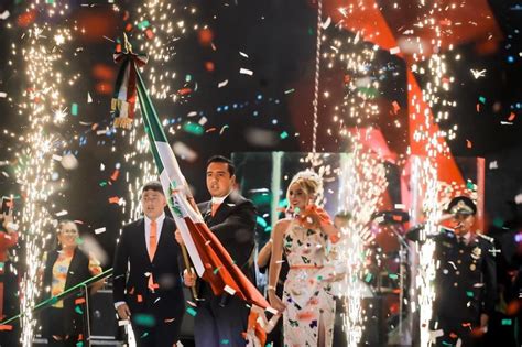 Pesado y Jesús Nava celebran el Grito en Santa Catarina