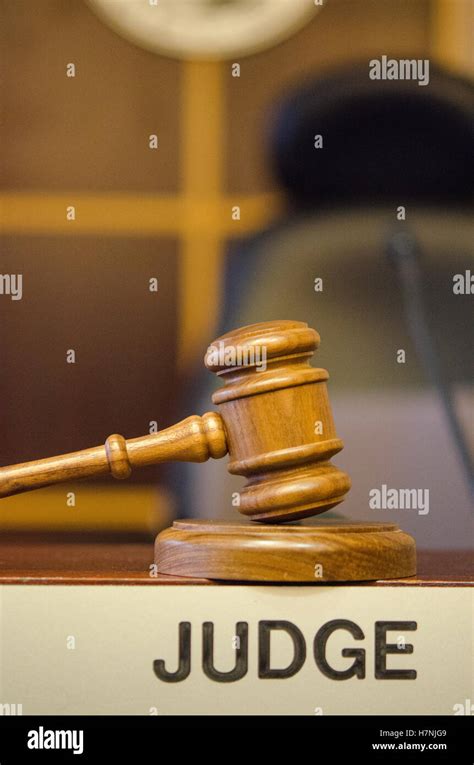 Judges bench hi-res stock photography and images - Alamy