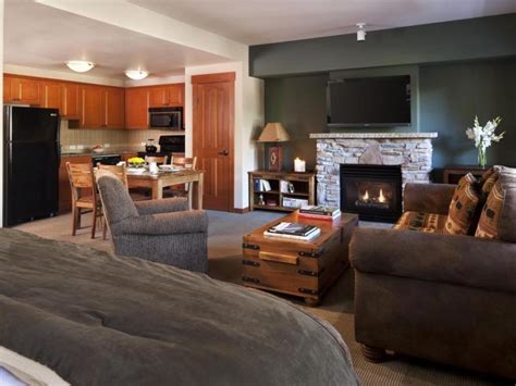 The Village Lodge Resort (Mammoth Lakes (CA)) - Deals, Photos & Reviews