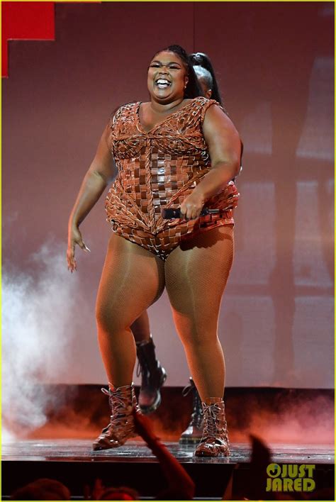 Lizzo Speaks Out About Body Positivity In The Music Industry I Dont