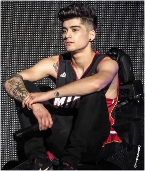 Zayn Concert 2103 One Direction Photo 34730495 Fanpop