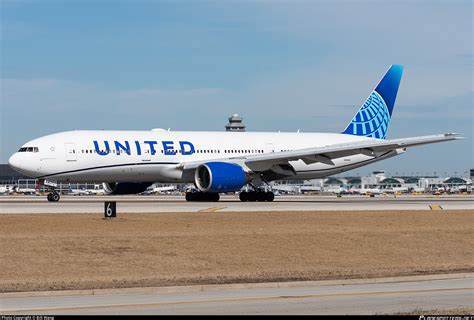 N Ua United Airlines Boeing Photo By Bill Wang Id