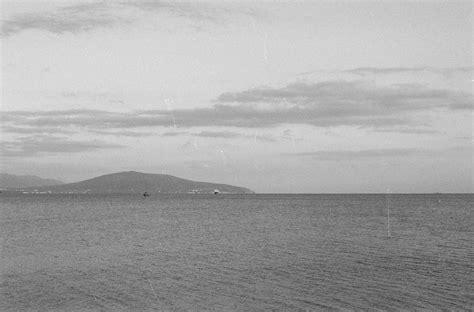 Calm Seas Photos Download The Best Free Calm Seas Stock Photos And Hd Images