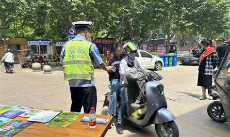 【安全生产月】【交安宣传进社区】临汾公安交警支队民辅警走进辖区社区开展交通安全宣传教育活动澎湃号·政务澎湃新闻 The Paper