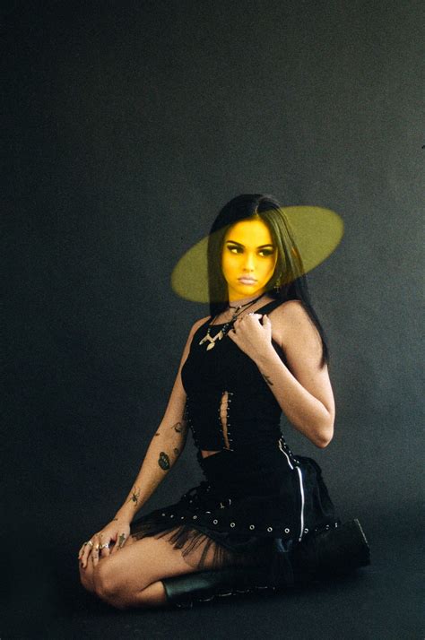 Exclusive Interview Maggie Lindemann Talks New Single Scissorhands