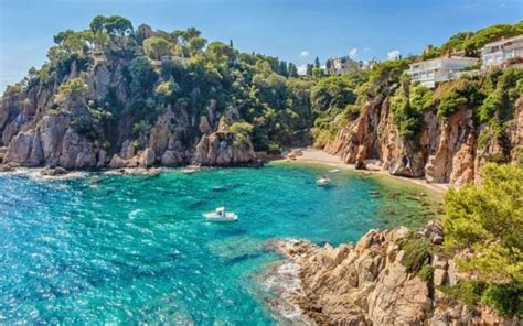 Plages Aux Eaux Turquoise Moins De H De Barcelone