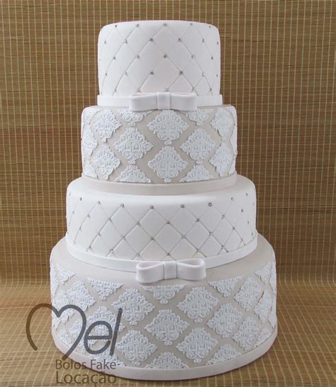 Bolo Branco Nude Mel Bolos Fake