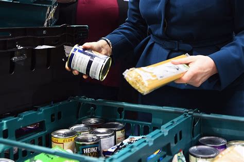 Huge Increase In Food Bank Use In Recent Weeks Charities Report