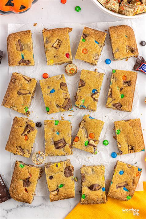 Halloween Cookie Bars