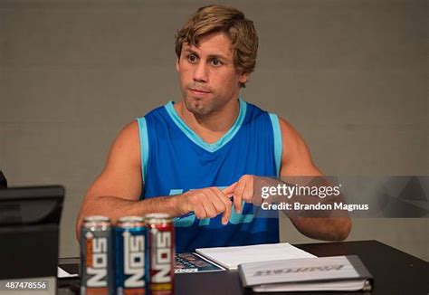 Urijah Faber Ufc Photos and Premium High Res Pictures - Getty Images