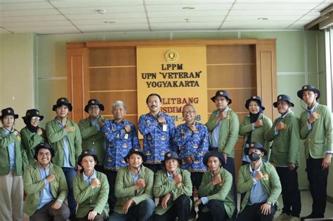 Ptn Rektor Upnvy Melepas Mahasiswa Kkn Angkatan Periode I