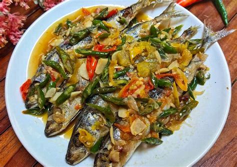 Resep Ikan Pindang Cabai Hijau Lombok Ijo Oleh Ihdanas Cookpad