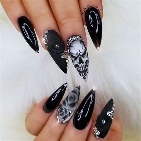 Skull Nails Design Skull Nails Skull Nail Art Skull Nail Designs