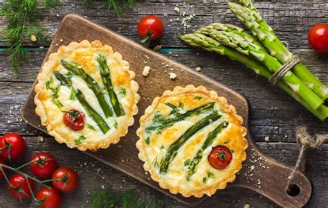 Ricetta Mini Quiche Agli Asparagi Il Club Delle Ricette