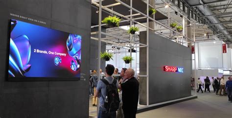 Sharp Nec Display Solutions Debutta A Ise Con Un Led Da