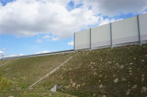 The Role Of Concrete Sleeper Retaining Walls In Erosion Control Outback Sleepers Australia