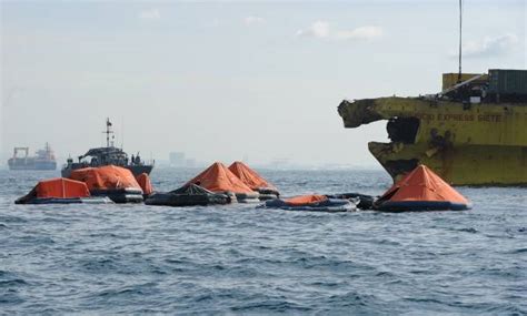 フィリピン中部セブ島の港近：フィリピン・セブ島・フェリー沈没事故 写真特集：時事ドットコム