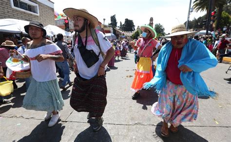 Metepec El Paseo De San Isidro Las Mejores Fotos Del Carnaval