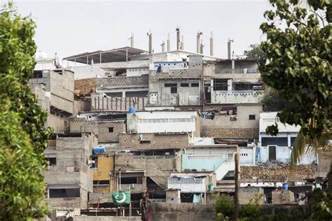 As Maiores Favelas Do Mundo Conhe A A Representante Do Brasil