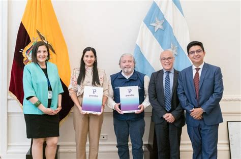 Pico Y La Fundaci N Para El Desarrollo Empresarial Y Social Junto A La