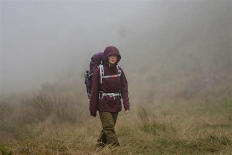 Rekomendasi Perlengkapan Outdoor Hiking Dari Eiger Wajib Persiapkan