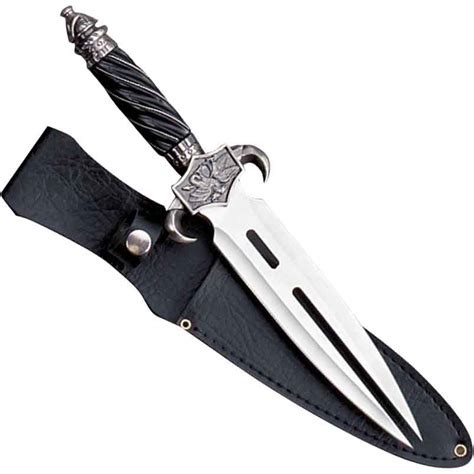 Split Blade Fantasy Dagger