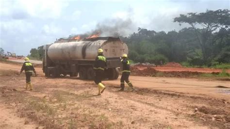 Disaster Averted As Fully Loaded Petrol Tanker Suddenly Catches Fire In