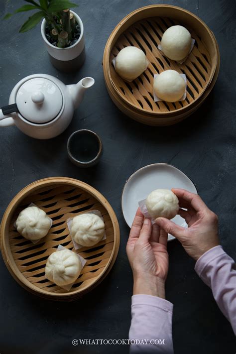 Dou Sha Bao Red Bean Paste Steamed Buns