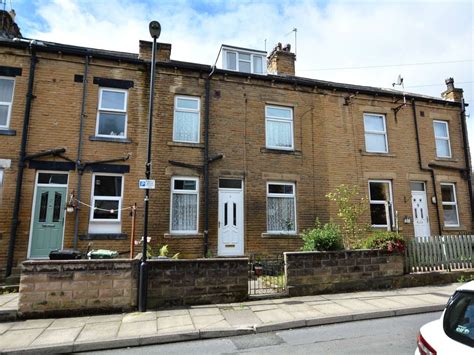 2 Bed Terraced House For Sale In Sydney Street Farsley Pudsey West