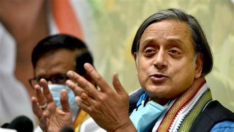 Terrific Cowin How Congress Leader Shashi Tharoor Showers Praise On Modi Govt