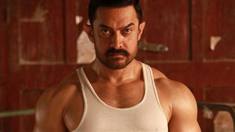 Aamir Khans Dangal Co Star Reveals Actor Rehearses Each Scene 120