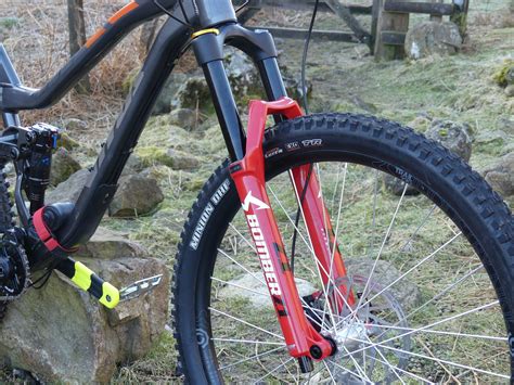 Marzocchi Bomber Z1 2018 Mountain Bike Reviews Suspension Forks