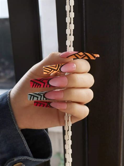 Elevate Your Style With 24pcs Long Coffin Geometric Patterns Striped Fake Nail And 1pc Nail File